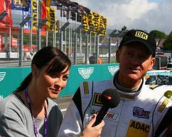 Wolfgang Kaufmann being interviewed by Lina Van de Mars Wolfgang Kaufmann being interviewed by Lina Van de Mars