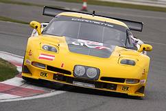 Wolfgang Kaufmann am Steuer der AT Racing Corvette C5-R