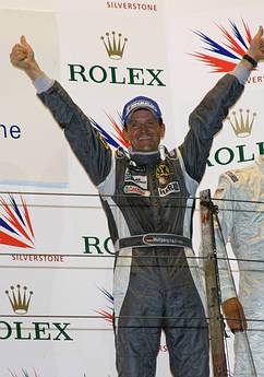 Wolfgang Kaufmann auf dem Podium in Silverstone